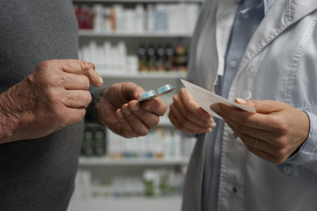Eczane Yardımcılığı Kursu: Eczanede Çalışmanın En Güvenli ve Resmi Yolu 3 Eczane Yardımcılığı Kursu
