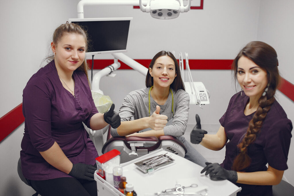 Diş Hekimi Asistanlığı Sertifikası Nasıl Alınır? 2 Diş Hekimi Asistanlığı Sertifikası Nasıl Alınır?