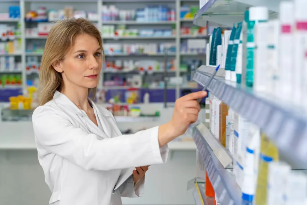 Eczane Yardımcılığı Sertifikası Nedir? Nasıl Alınır? Avantajları Nelerdir? 4 Eczane Yardımcılığı Sertifikası