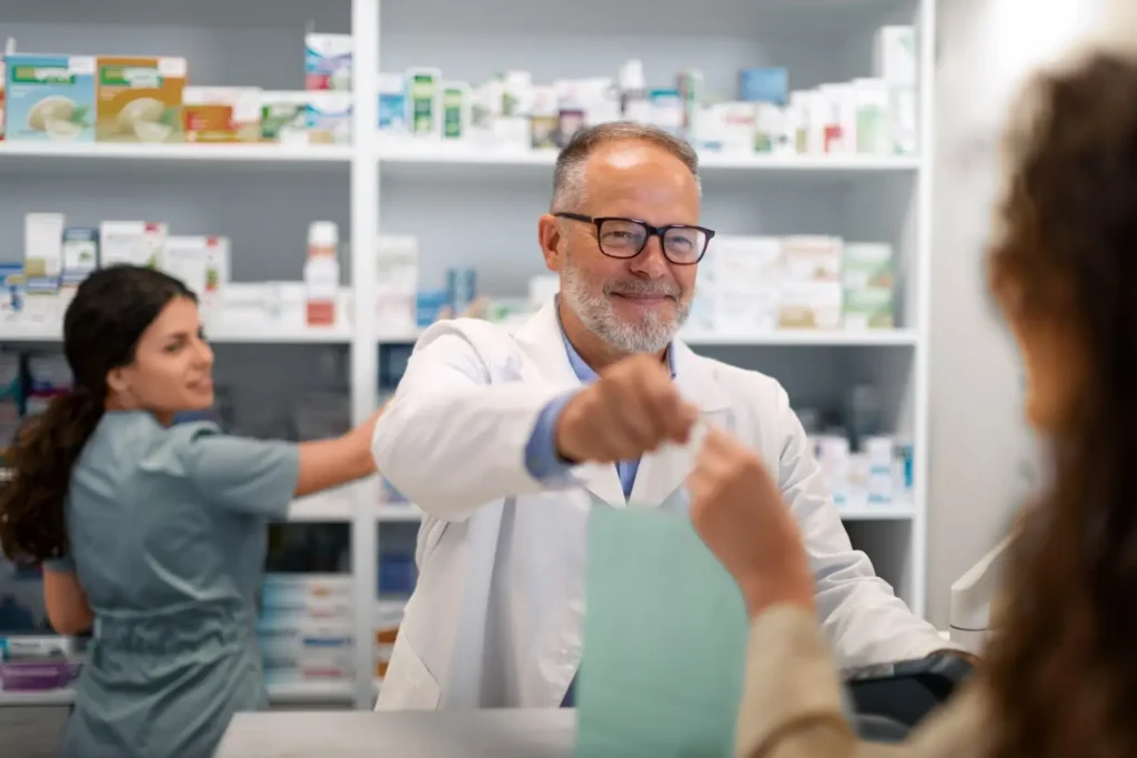 Eczane Yardımcılığı Sertifikası Nedir? Nasıl Alınır? Avantajları Nelerdir? 3 Eczane Yardımcılığı Sertifikası